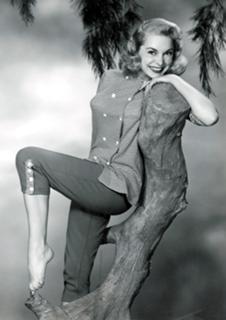 Janet Leigh feet photo thumbnail