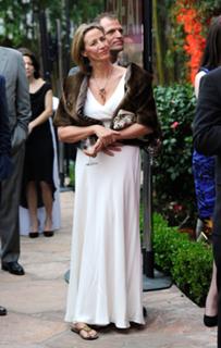 Janet McTeer feet photo 9
