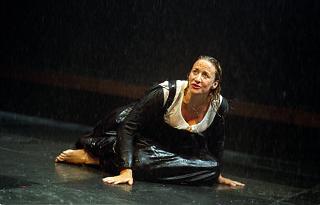 Janet McTeer feet photo 3