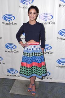 Janet Montgomery feet photo thumbnail
