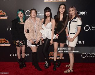 Janet Xu feet photo 7