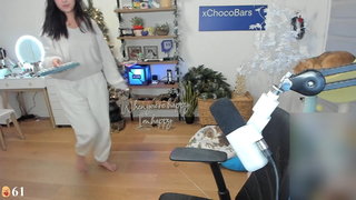 Janet Xu feet photo 16