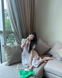 Jang Won-young feet photo thumbnail