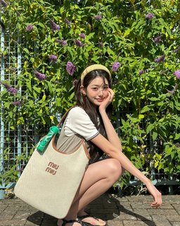 Jang Won-young feet photo thumbnail