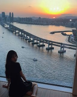 Jang Won-young feet photo thumbnail