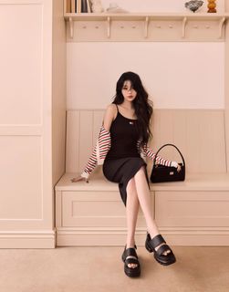 Jang Won-young feet photo thumbnail
