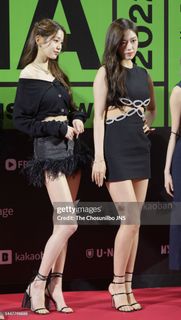 Jang Won-young feet photo thumbnail