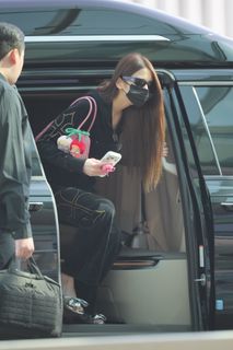 Jang Won-young feet photo 3