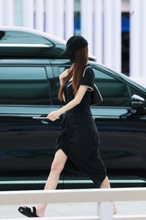 Jang Won-young feet photo 7