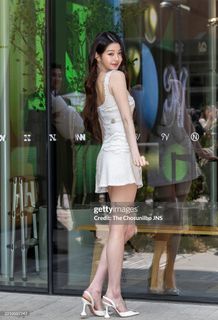 Jang Won-young feet photo 18