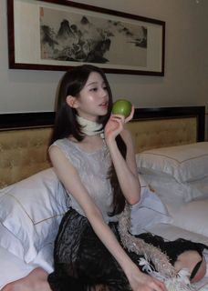 Jang Won-young feet photo 15