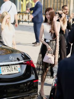Jang Won-young feet photo 2