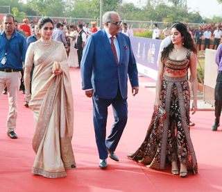 Janhvi Kapoor feet photo thumbnail