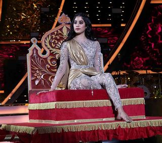 Janhvi Kapoor feet photo thumbnail