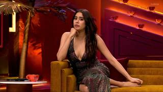 Janhvi Kapoor feet photo thumbnail