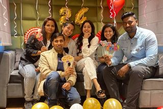 Janhvi Kapoor feet photo thumbnail