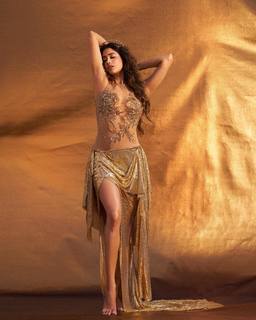Janhvi Kapoor feet photo thumbnail
