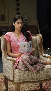 Janhvi Kapoor feet photo thumbnail