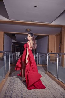 Janhvi Kapoor feet photo thumbnail