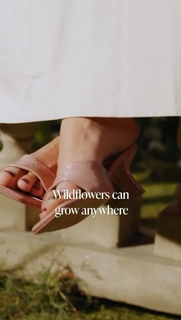Janhvi Kapoor feet photo thumbnail