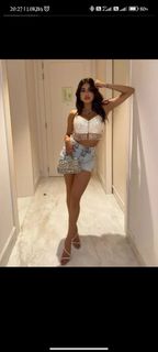 Janhvi Kapoor feet photo thumbnail