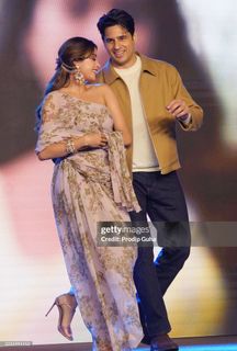 Janhvi Kapoor feet photo thumbnail