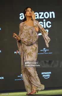 Janhvi Kapoor feet photo thumbnail