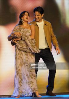 Janhvi Kapoor feet photo thumbnail