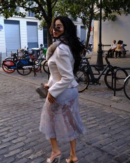 Janhvi Kapoor feet photo 4