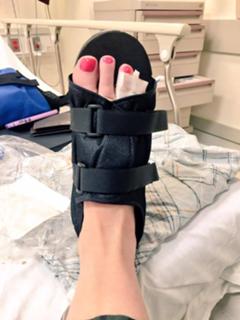 Janice Dean feet photo 7