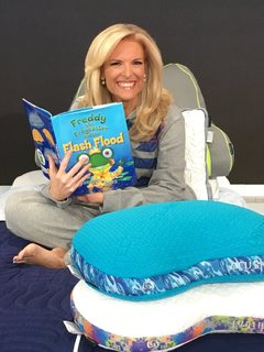 Janice Dean feet photo 2