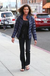 Janice Dickinson feet photo 8