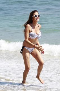 Janice Dickinson feet photo 12