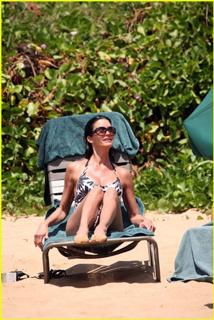 Janice Dickinson feet photo 3