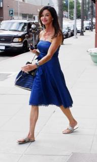 Janice Dickinson feet photo 8