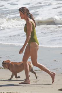 Janice Dickinson feet photo 15