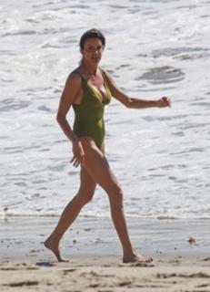 Janice Dickinson feet photo 11