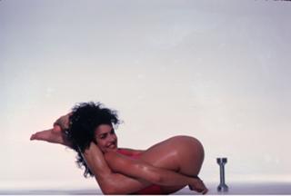 Janice Dickinson feet photo 8