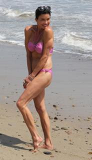 Janice Dickinson feet photo 19