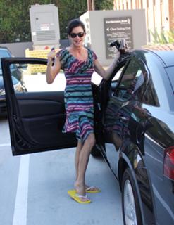 Janice Dickinson feet photo 10