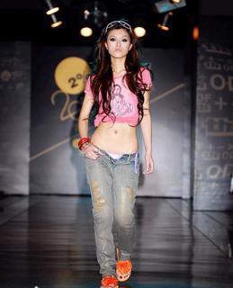 Janice Man feet photo 6