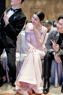 Janice Man feet photo 10