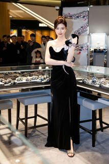 Janice Man feet photo 7