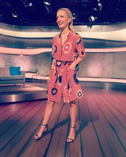 Janin Ullmann feet photo thumbnail