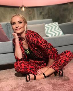 Janin Ullmann feet photo thumbnail