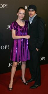 Janin Ullmann feet photo thumbnail