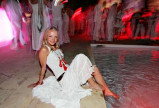 Janin Ullmann feet photo thumbnail