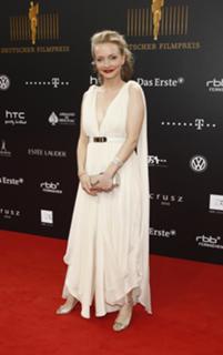 Janin Ullmann feet photo thumbnail