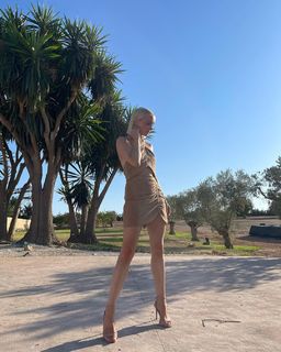 Janin Ullmann feet photo thumbnail