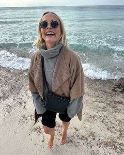 Janin Ullmann feet photo 17